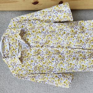 New York and Company 7th Avenue top